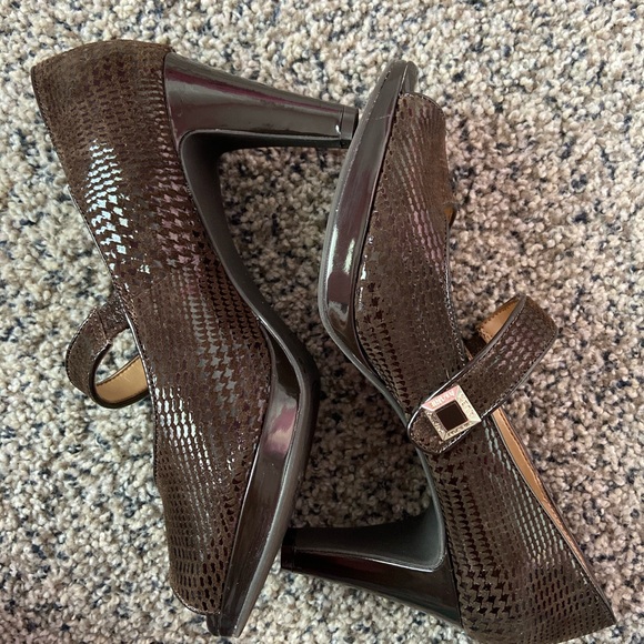 Alex Marie Heels - Picture 3 of 5